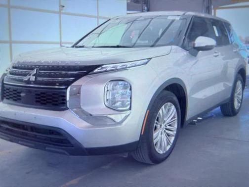 2024 Mitsubishi Outlander ES 2.5 2WD