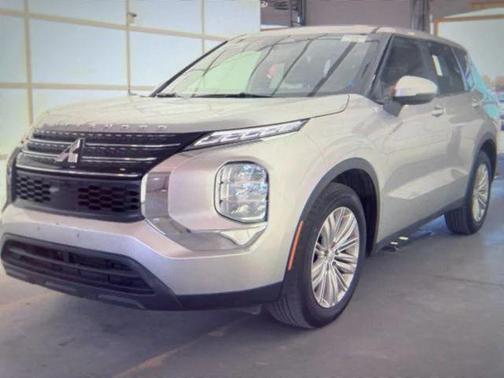 2024 Mitsubishi Outlander ES 2.5 2WD