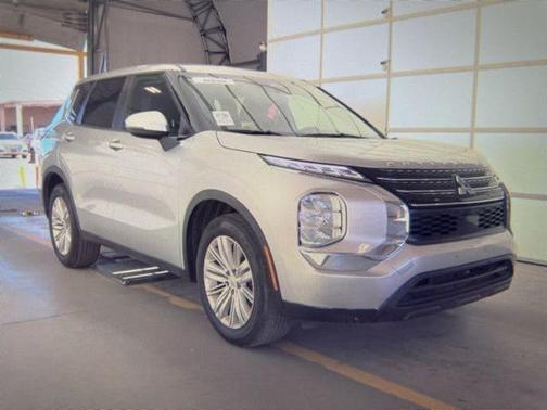 2024 Mitsubishi Outlander ES 2.5 2WD