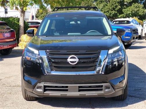 2025 Nissan Pathfinder SV FWD