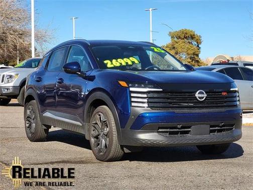 2025 Nissan Kicks SR