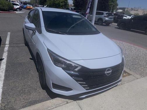 Gray Sky Pearl 2025 Nissan Versa 1.6 SV