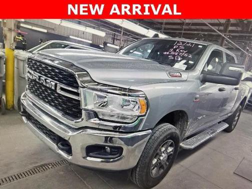 2023 RAM 2500 Big Horn Crew Cab 4x4 6'4' Box