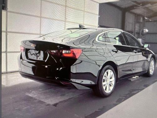 Black Metallic 2025 Chevrolet Malibu FWD 1LT