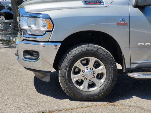 2023 RAM 2500 Big Horn Crew Cab 4x4 6'4' Box