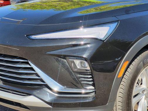 Ebony Twilight Metallic 2025 Buick Envista Preferred FWD