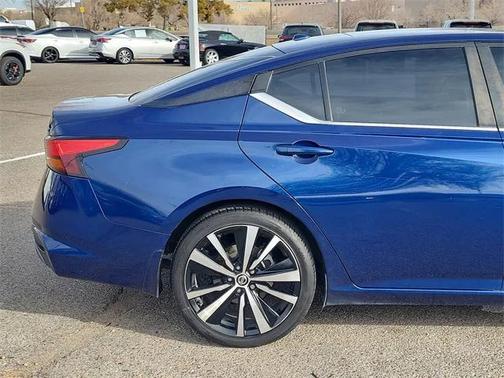 2020 Nissan Altima SR FWD