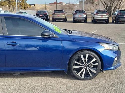 2020 Nissan Altima SR FWD