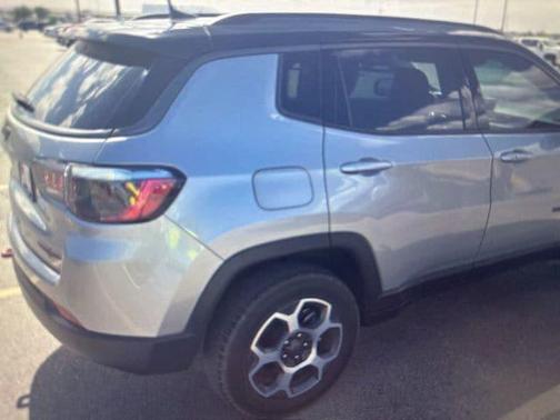 Billet Silver Metallic Clearcoat 2022 Jeep Compass Trailhawk