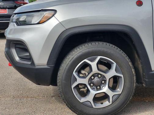 Billet Silver Metallic Clearcoat 2022 Jeep Compass Trailhawk