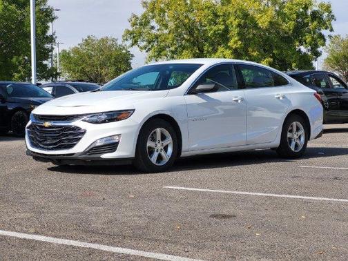 Summit White 2023 Chevrolet Malibu 1LS