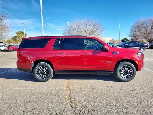 2024 GMC Yukon XL AT4