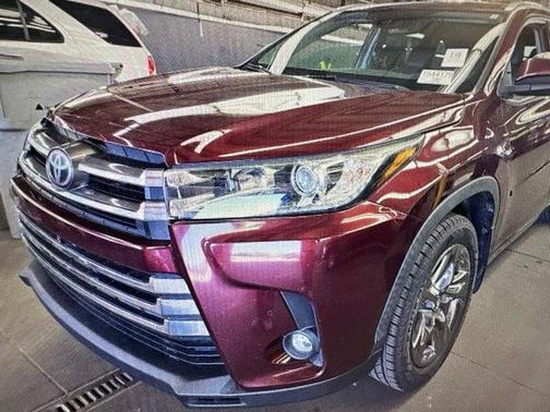 Ooh La La Rouge Mica 2019 Toyota Highlander Limited