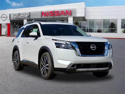 2025 Nissan Pathfinder Platinum 4WD