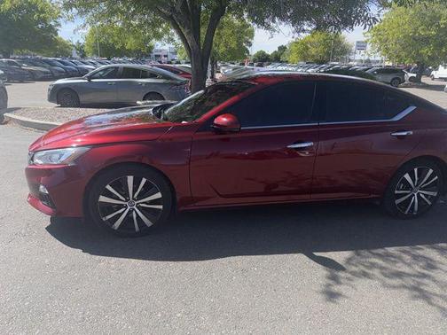 Scarlet Ember Tintcoat 2021 Nissan Altima Platinum Intelligent AWD