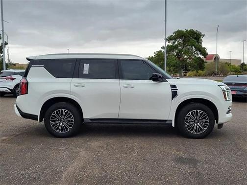 2025 Nissan Armada SL 2WD