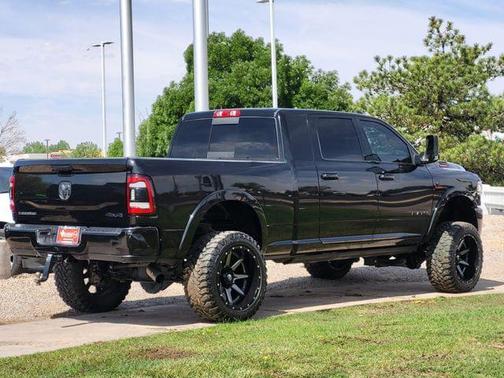 Diamond Black Crystal Pearlcoat 2022 RAM 2500 Laramie Mega Cab 4x4 6'4' Box