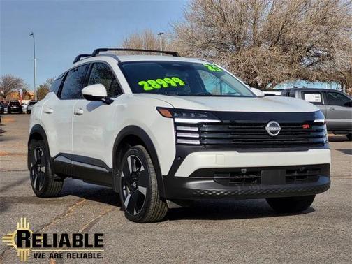 2025 Nissan Kicks SR