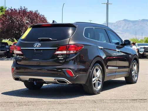 2018 Hyundai SANTA FE SE Ultimate