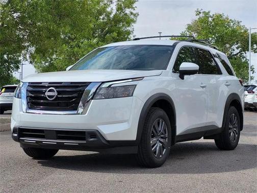 2025 Nissan Pathfinder SV FWD