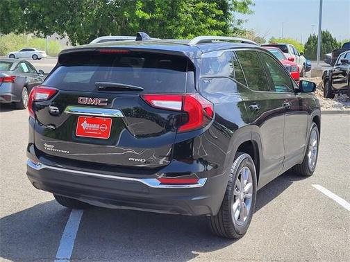 2024 GMC Terrain SLT