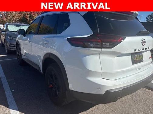 2025 Nissan Rogue Rock Creek