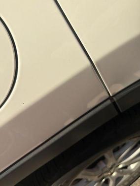 Bright White Clearcoat 2017 Jeep Cherokee Sport