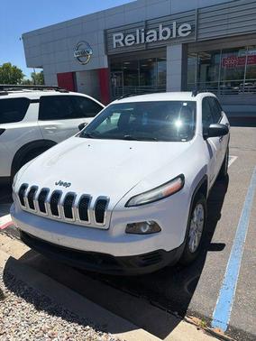 Bright White Clearcoat 2017 Jeep Cherokee Sport