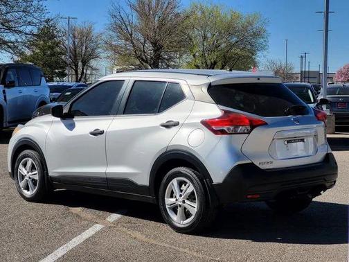 2020 Nissan Kicks S