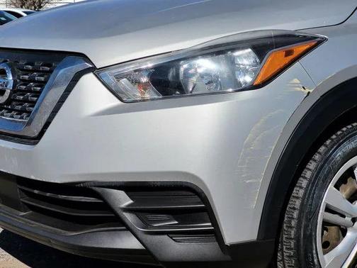2020 Nissan Kicks S