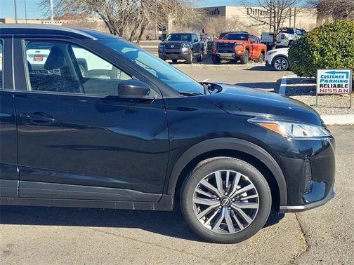 2024 Nissan Kicks SV