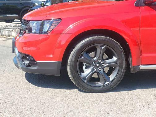 Redline 2 Coat Pearl 2018 Dodge Journey Crossroad