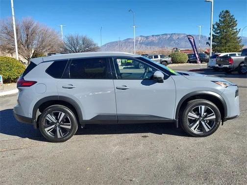 2025 Nissan Rogue SL