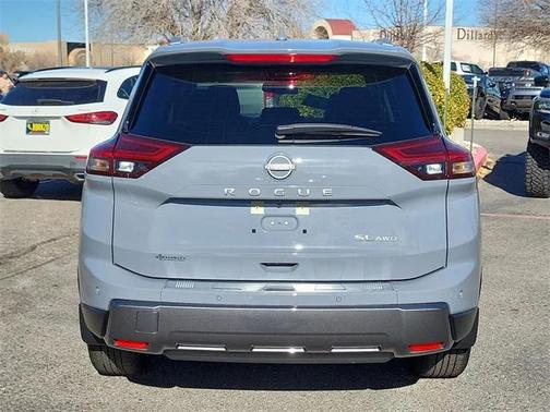 2025 Nissan Rogue SL