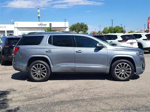 2020 GMC Acadia Denali