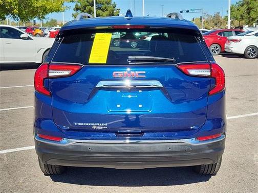 2022 GMC Terrain SLT