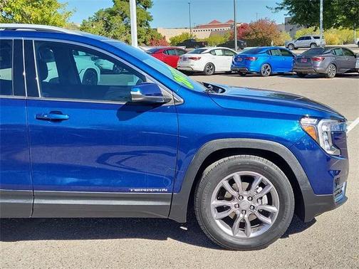 2022 GMC Terrain SLT