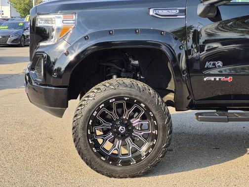 Black 2021 GMC Sierra 1500 AT4