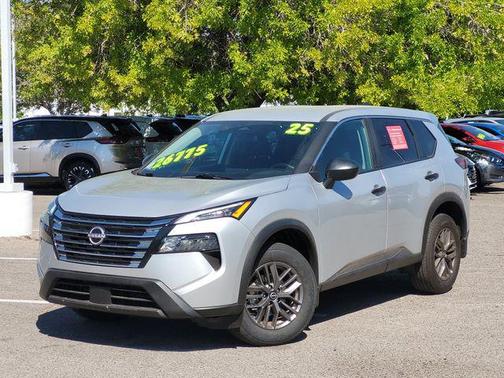 Brilliant Silver Metallic 2025 Nissan Rogue S