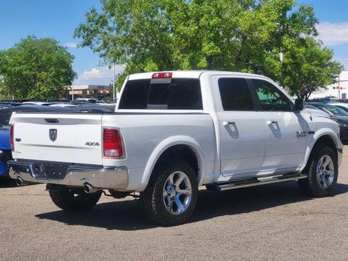 Bright White Clearcoat 2016 RAM 1500 Laramie