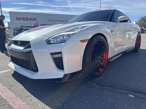 2020 Nissan GT-R Premium Dual-clutch 6-Speed Transmission