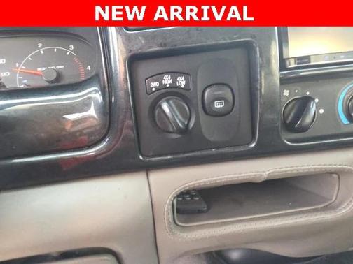 2000 Ford Excursion XLT