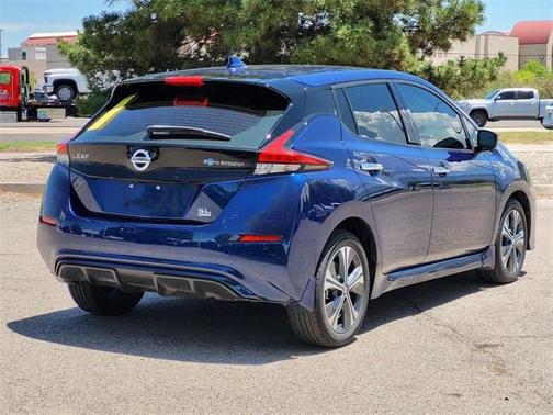 2021 Nissan Leaf SL PLUS 62 kWh