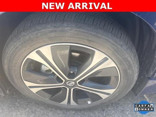 2021 Nissan Leaf SL PLUS 62 kWh