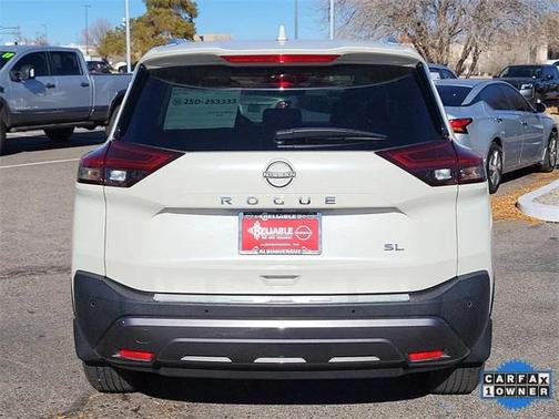 2022 Nissan Rogue SL