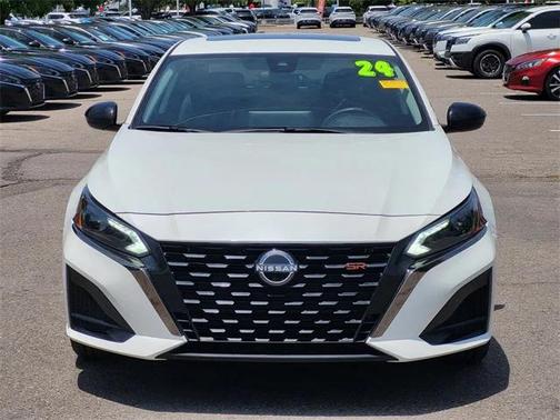 2024 Nissan Altima SR FWD