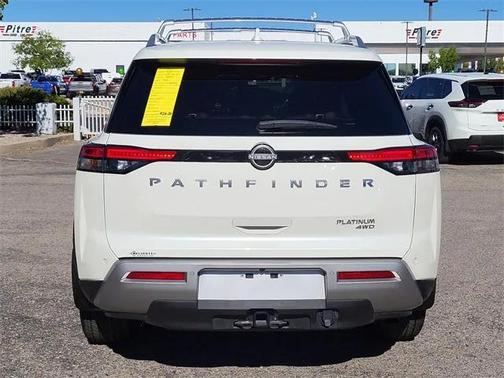 2024 Nissan Pathfinder Platinum 4WD
