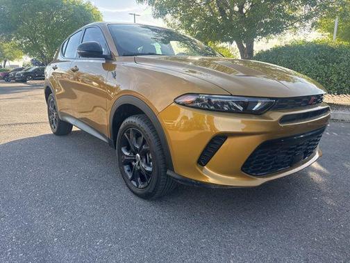 Acapulco Gold 2024 Dodge Hornet GT AWD