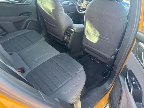 Acapulco Gold 2024 Dodge Hornet GT AWD