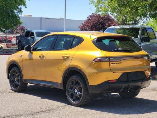 Acapulco Gold 2024 Dodge Hornet GT AWD